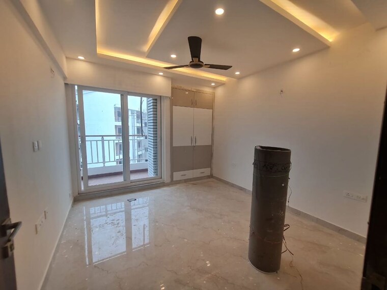 Living Room, rishita-mulberry-heights 3.5 Bedroom 1964 Sq.Ft. Apartment In Sushant Golf City Lucknow 10493365