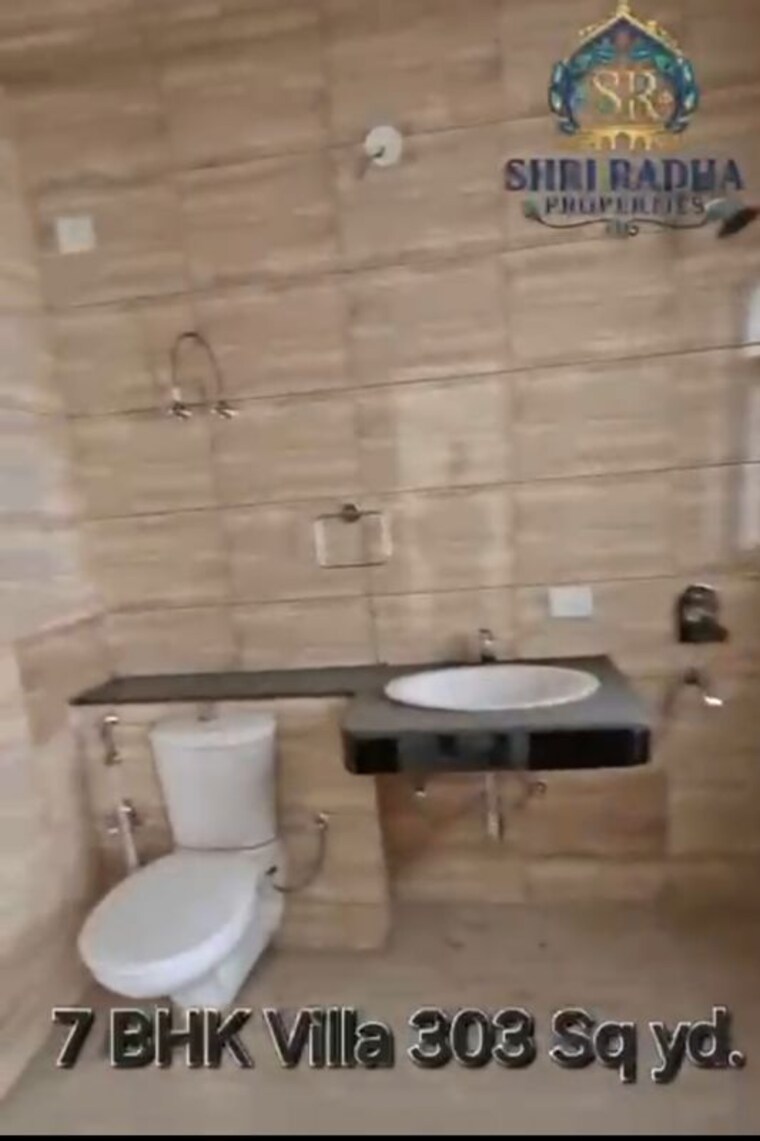 Bathroom, sector 75 6+ Bedroom 303 Sq.Yd. Villa In Sector 75 Faridabad 10493406