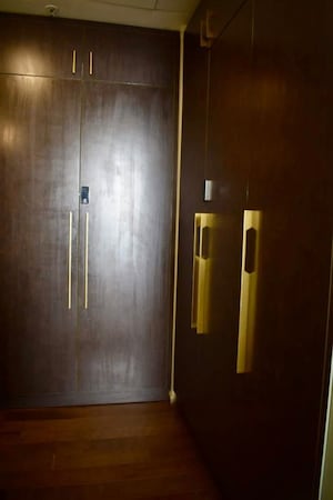 Room in 3 BHK Apartment at Ireo Victory Valley, Sector 67 – for Sale