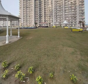 2 BHK Apartment – Garden View at Pareena Micasa, Sector 68 - for Rent