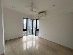2 BHK Apartment For Sale in Lodha The Park, Worli