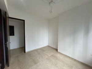 Room in 2 BHK Apartment at Lodha The Park, Worli – for Sale