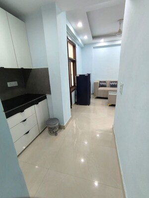 Team Area in 1 BHK Builder Floor at Saket – for Rent