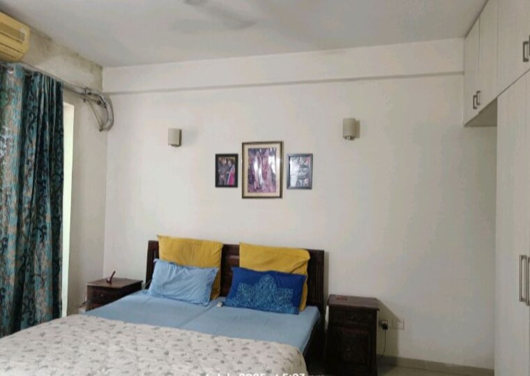 Team Area, emaar-mgf-emerald-hills 4 Bedroom 350 Sq.Yd. Apartment In Sector 65 Gurgaon 10466477