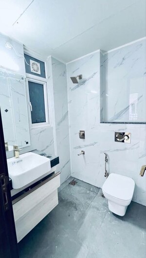 Bathroom in 3 BHK Apartment at Smart World Orchard, Sector 61 – for Rent