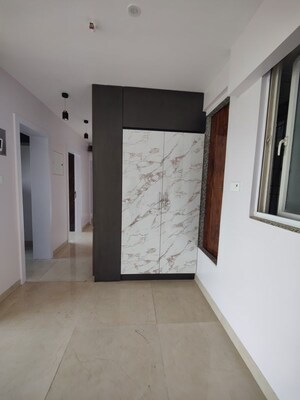 Room in 2 BHK Apartment at Runwal Forests, Kanjurmarg West – for Rent