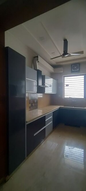 Kitchen in 3 BHK Builder Floor at Sector 85 – for Rent