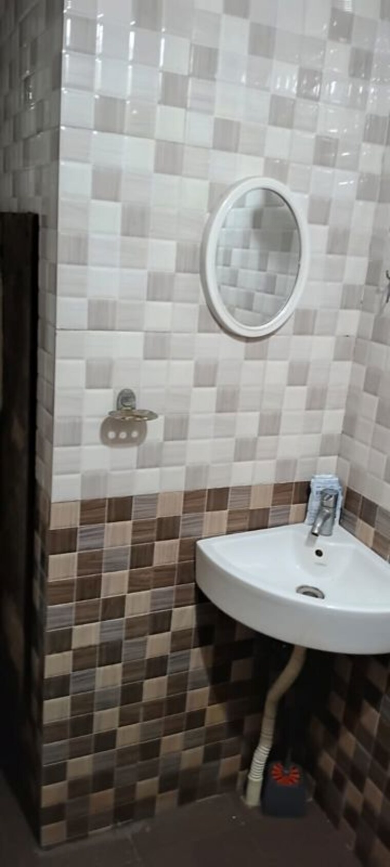 Bathroom, karia-konark-nagar-phase-1 3 Bedroom 2000 Sq.Ft. Villa In Viman Nagar Pune 10493425