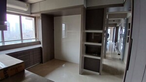 Room in 4 BHK Apartment at Hubtown Seasons, Chembur – for Rent