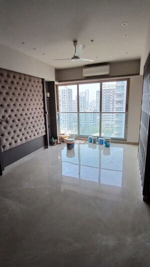 Room in 4 BHK Apartment at Hubtown Seasons, Chembur – for Rent