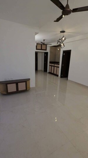 Room in 2 BHK Apartment at Hero Homes Gurgaon, Sector 104 – for Sale