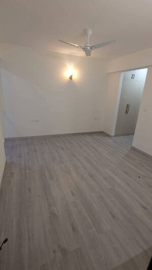 Room in 2 BHK Apartment at Hero Homes Gurgaon, Sector 104 – for Sale