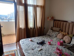 Bedroom in 1 BHK Apartment at Sector 77 – for Rent