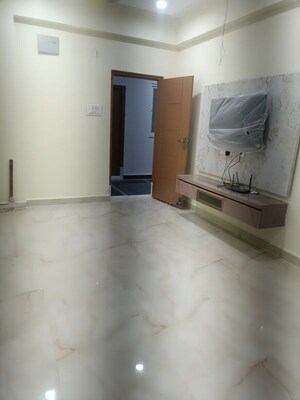 Room in 1 RK Apartment at Ayyanna Pride, Madhapur – for Rent