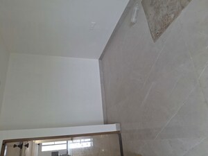 Furnished Amenities in 3 BHK Builder Floor at Adarsh Nagar – for Sale