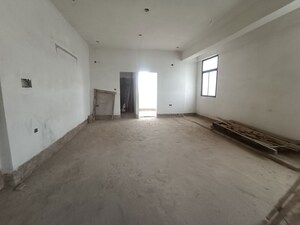 Room in  Office Space at Mithapur – for Rent