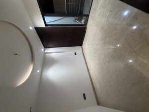 Furnished Amenities in 3 BHK Builder Floor at Sector 15 ii – for Sale