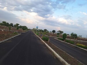   Plot at Kamkole – for Sale