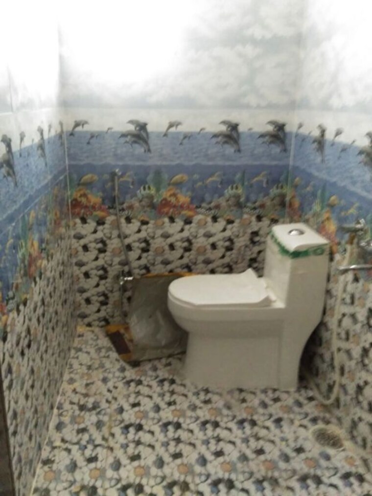Bathroom, arihant-kunj-west-marredpally 2 Bedroom 1000 Sq.Ft. Apartment In West Marredpally Hyderabad 10493687