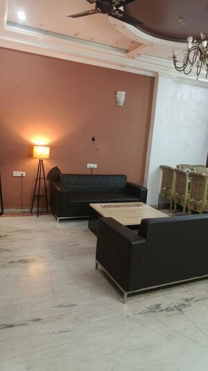 Living Room in 2 BHK Builder Floor at Subhash Nagar – for Rent