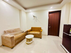 2 BHK Apartment For Rent in Shree Vardhman Mantra, Sector 67