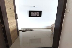 1 BHK Apartment – Entrance View at Supertech Defence Colony Phase IV, Wagholi - for Rent