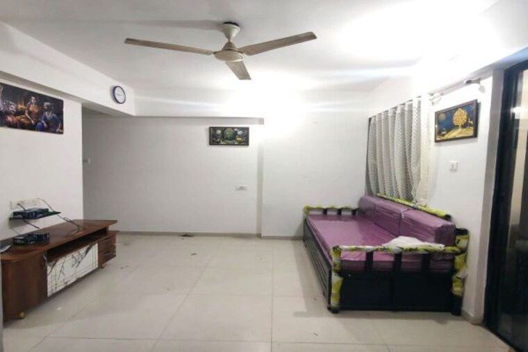 Living Room, supertech-defence-colony-phase-iv 1 Bedroom 640 Sq.Ft. Apartment In Wagholi Pune 10493693