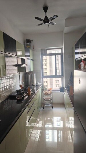 Kitchen in 2 BHK Apartment at Kalpataru Paramount B, Kapur Bawdi – for Rent