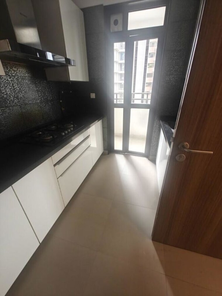Kitchen, lodha-the-park 3 Bedroom 1100 Sq.Ft. Apartment In Worli Mumbai 10493751