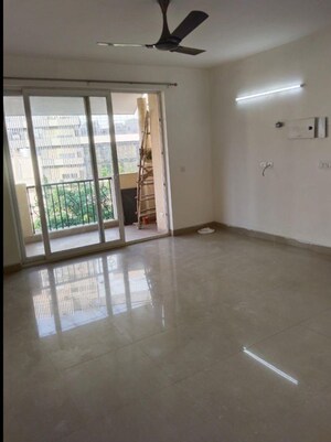 Room in 3 BHK Apartment at Emaar Emerald Floors Premier, Sector 65 – for Sale