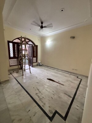 2 BHK Builder Floor For Rent in Sector 57