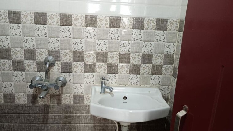 Bathroom, akash-enclave-malkajgiri 2 Bedroom 795 Sq.Ft. Apartment In Malkajgiri Hyderabad 10493786