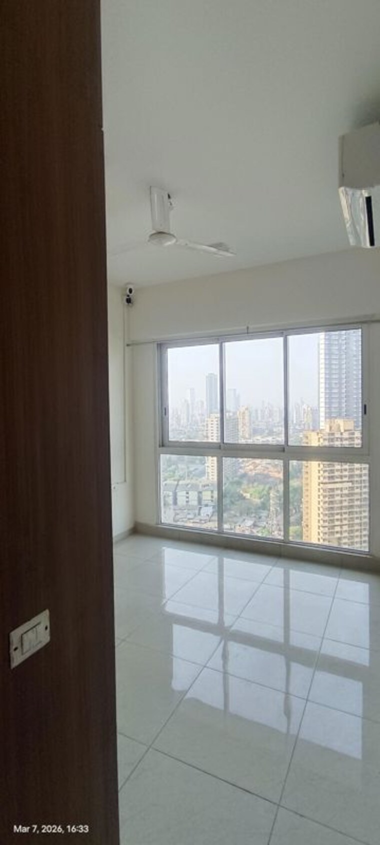 Room, l-t-crescent-bay-t2 2 Bedroom 980 Sq.Ft. Apartment In Parel Mumbai 10493797