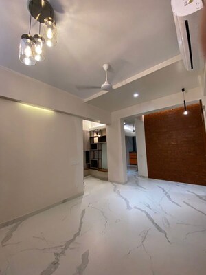 2 BHK Apartment For Rent in Mahim West