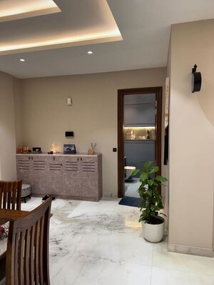 Living Room in 4 BHK Builder Floor at Sector 55 – for Rent