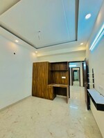 3 BHK + Extra Room,Store Room 125 Sq.Yd. Apartment in Sector 71