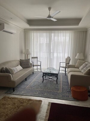 Living Room in 4 BHK Builder Floor at DLF The Grove, Sector 54 – for Rent