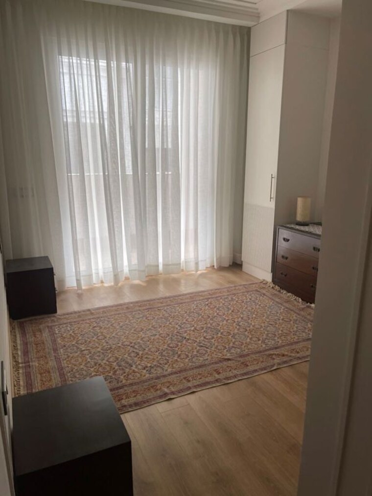 Bedroom, dlf-the-grove 4 Bedroom 270 Sq.Yd. Builder Floor In Sector 54 Gurgaon 10493728