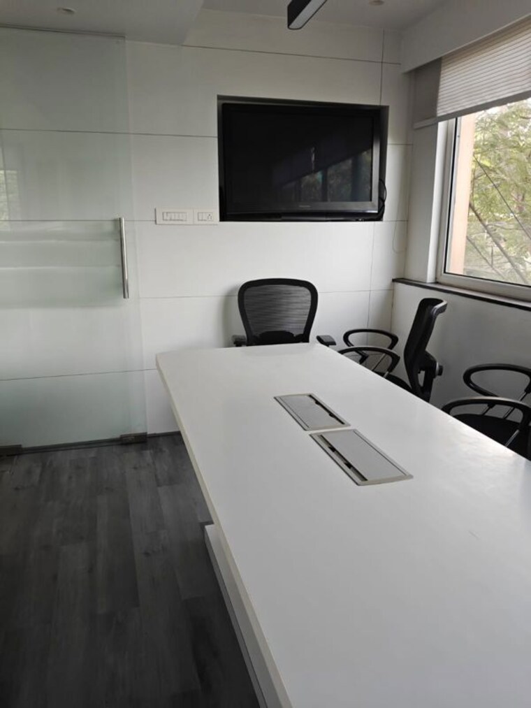 Common Area, shivajinagar Commercial Office Space 1300 Sq.Ft. In Shivajinagar Pune 10493808