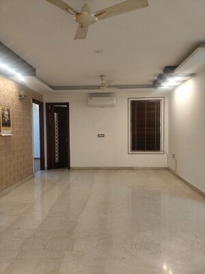 Room in 4 BHK Builder Floor at Kohli One Malibu Town, Sector 47 – for Rent