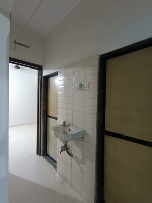 Room in 1 BHK Apartment at Kharghar – for Rent