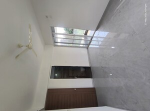 Master Bedroom in 2.5 BHK Apartment at Omkar Varad Residency, Bhumkar Nagar – for Rent