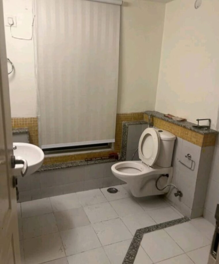Bathroom, jaypee-cypress-court  1645 Sq.Mt. Apartment In Jaypee Greens Greater Noida 10493860