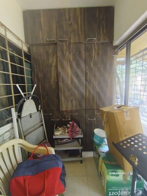 Team Area in 2 BHK Apartment at Rutu Estate, Brahmand – for Rent