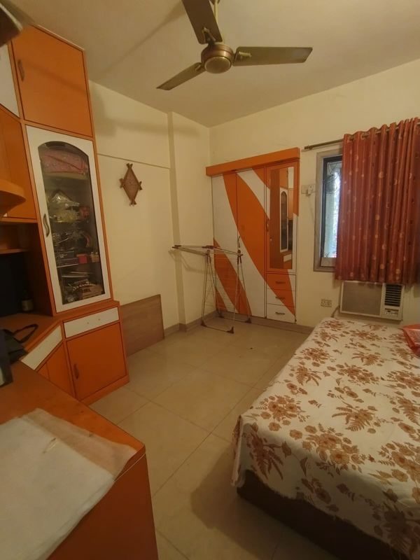2 BHK + Extra Room 600 Sq.Ft. Apartment in Rutu Estate