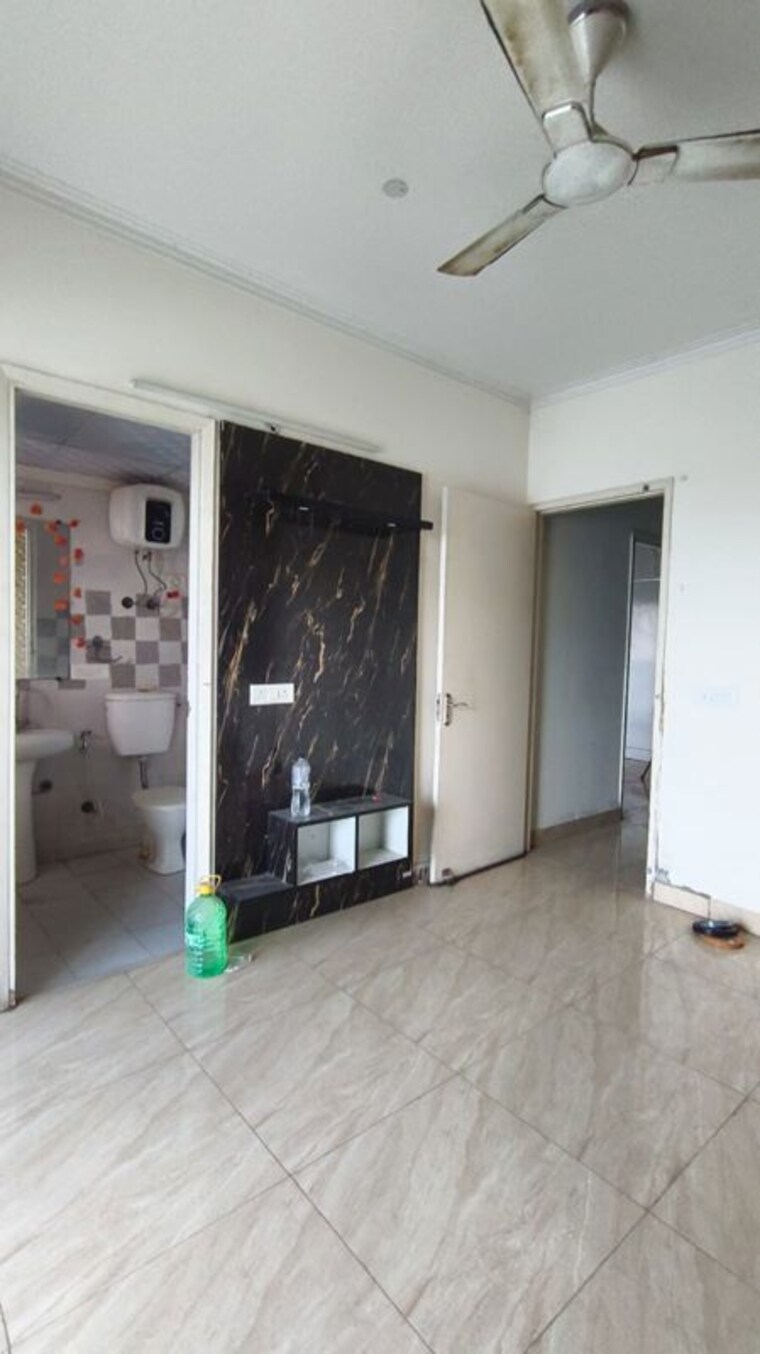 Room, gaur-city-7th-avenue 2 Bedroom 1075 Sq.Ft. Apartment In Sector 4 Greater Noida Greater Noida 10493934
