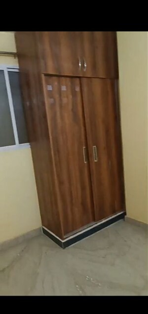 Furnished Amenities in 3 BHK Builder Floor at Dwarka Mor – for Sale
