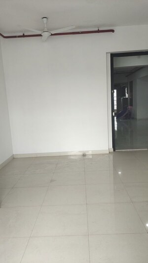 Room in 2 BHK Apartment at Ashar Edge, Pokhran Road No Two – for Rent