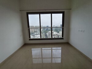 Room in 2 BHK Apartment at Mahindra Alcove, Chandivali – for Rent
