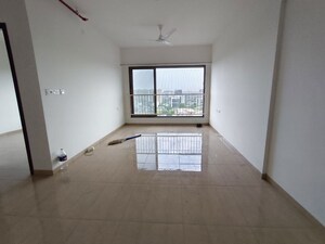 Room in 2 BHK Apartment at Mahindra Alcove, Chandivali – for Rent